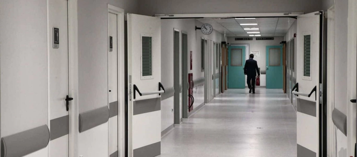 Ερυθρός Σταυρός: Θρίλερ με τον θάνατο ασθενούς - Έρευνες για εγκληματική ενέργεια